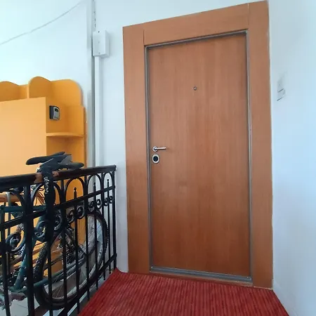 On The Terrace La Vida Joy Mansard Kitchen Διαμέρισμα